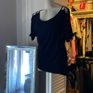 Size large cotton top